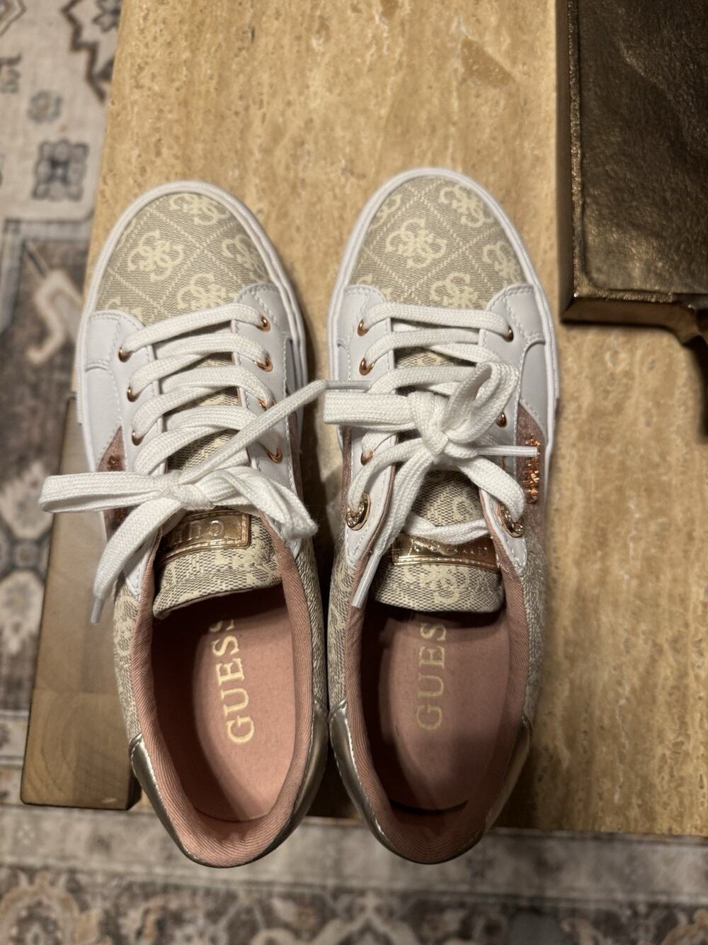 GUESS LOVEN3 Logo Lace-Up Sneakers White Beige Pink Metallic Gold Women’s